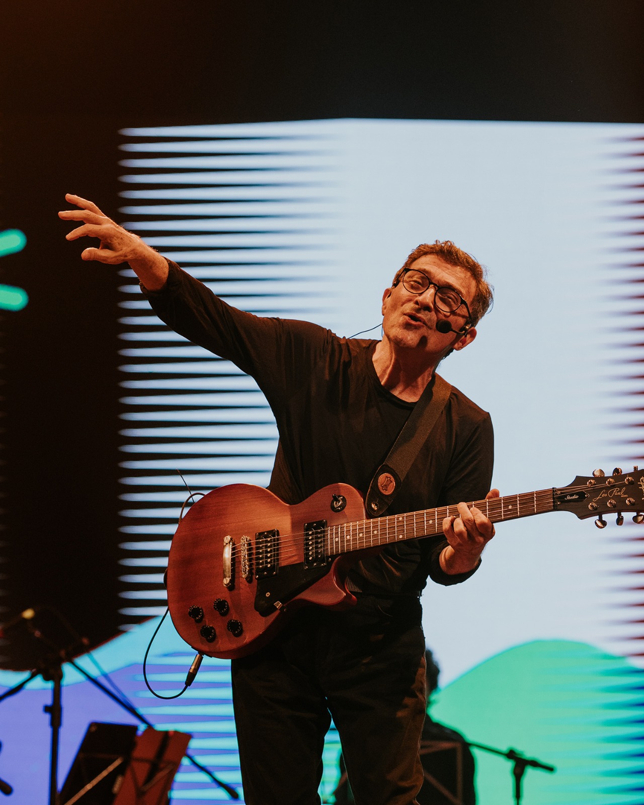 Show de Hélio Ziskind encerrou segundo dia da 24ª FIL