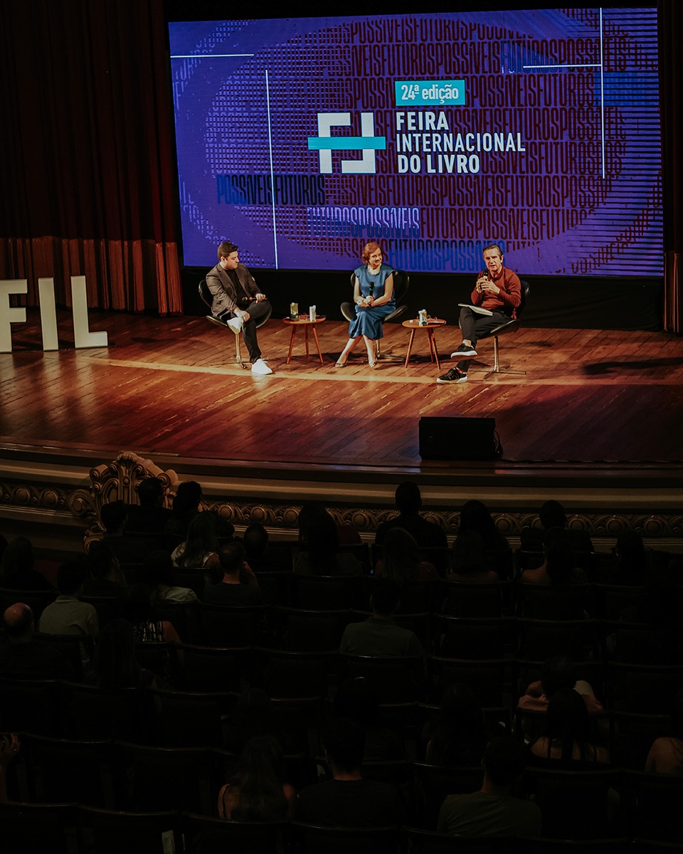 “Comunicação é encontrar-se com o outro”, pontuou Milton Jung em conferência na 24ª FIL