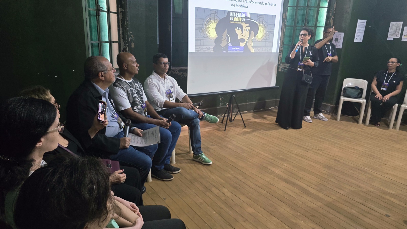 Formação para educadores discute práticas para uma educação antirracista