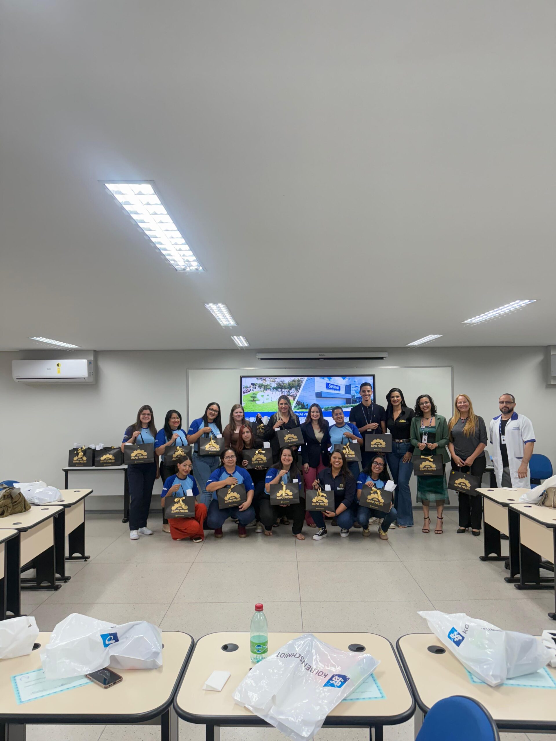 Quebrando paradigmas: mulheres participam do primeiro curso de mecânica automotiva promovido pela Expo Peças