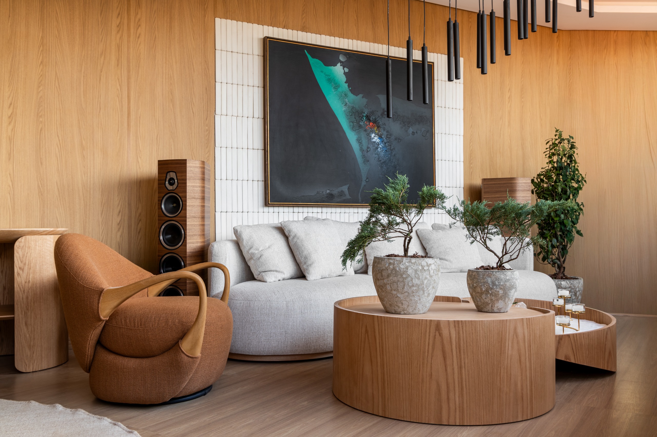 Arte ganha protagonismo e transforma ambientes na CASACOR Ribeirão Preto