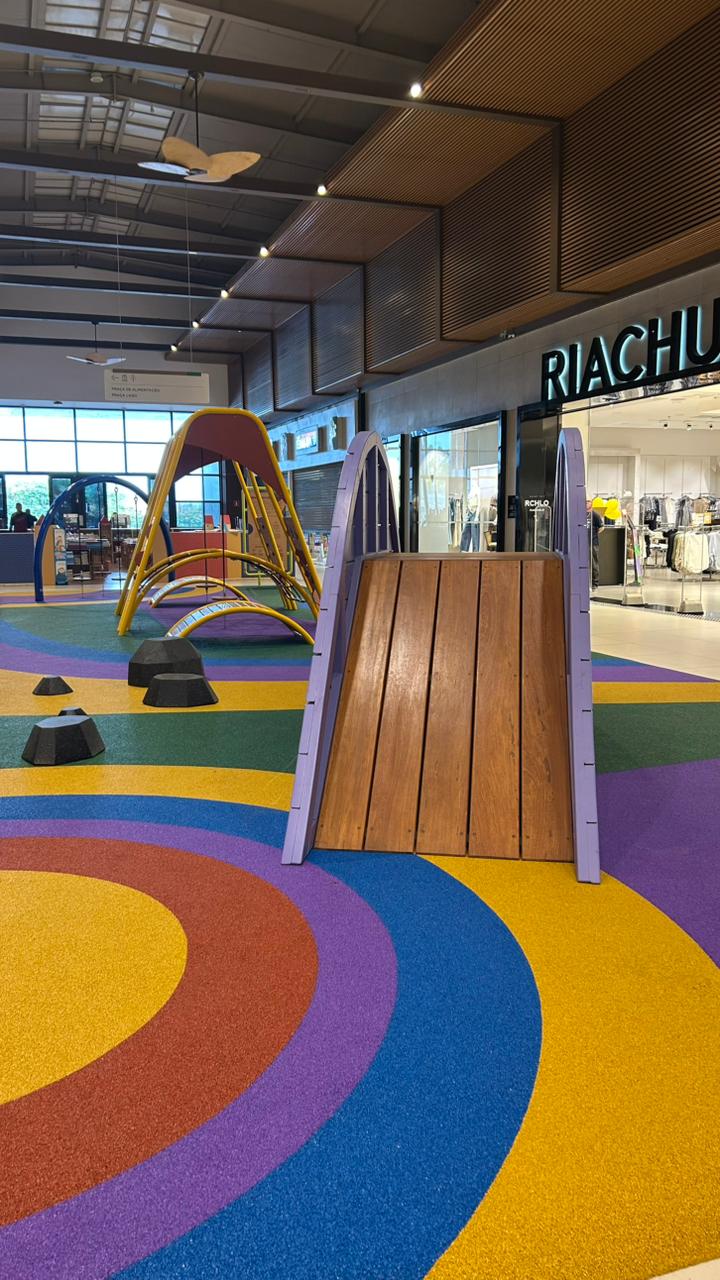 Franca Shopping inaugura playground gratuito