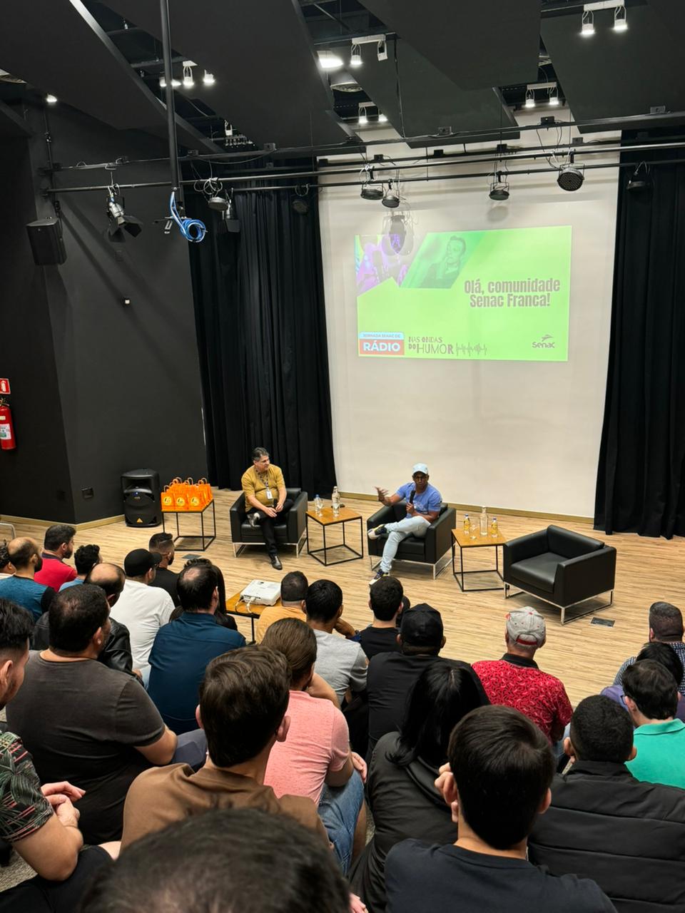 Jornada Senac de Rádio debate os impactos da Inteligência Artificial na comunicação