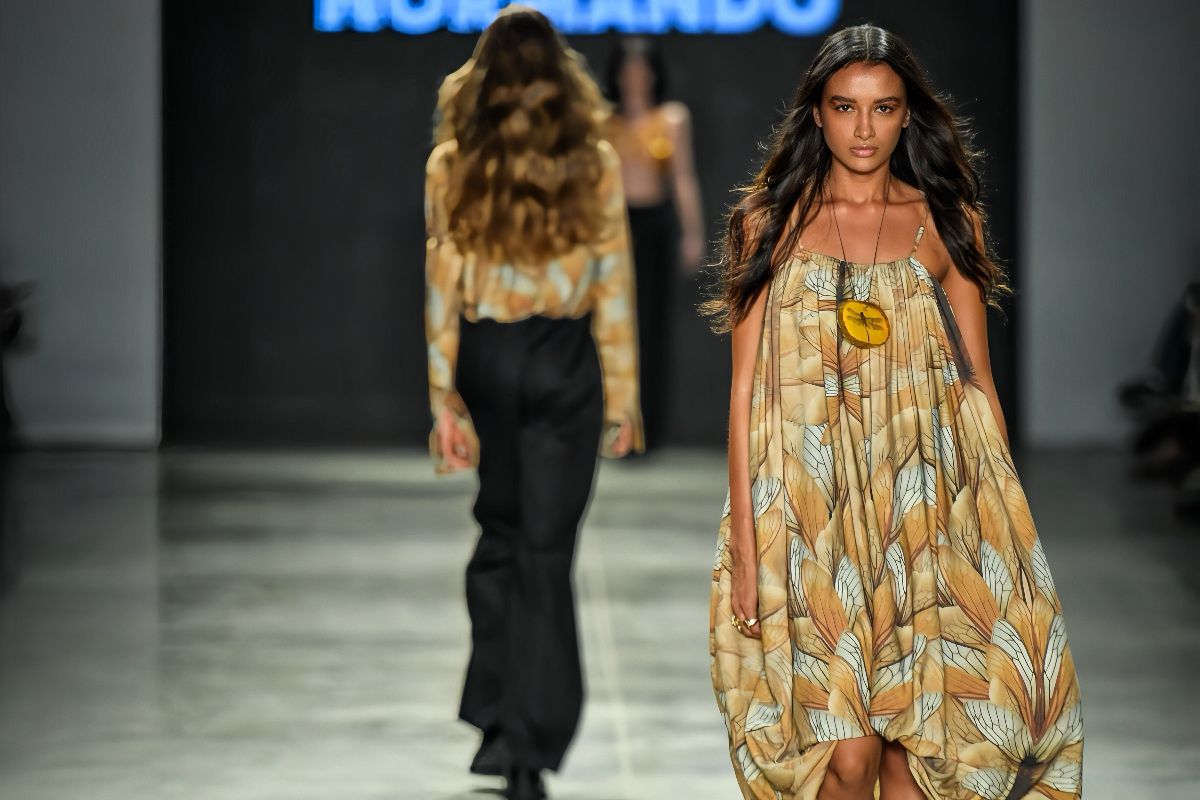 Modelo paraense Maria Carolina leva a força do Norte às passarelas do SPFW N60