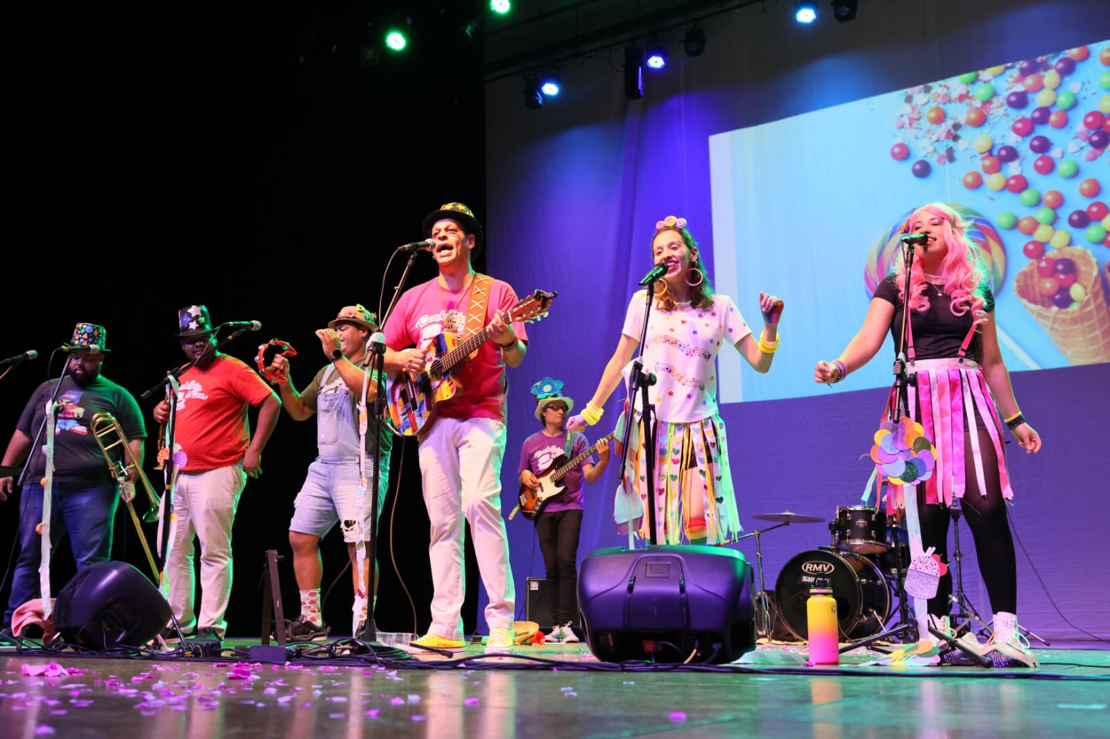 Bandalheira do Bem se apresenta no Teatro Municipal de Ribeirão Preto