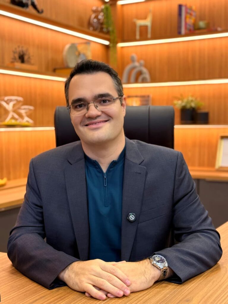 <p>Antonio Marcos Neves Esteca</p>