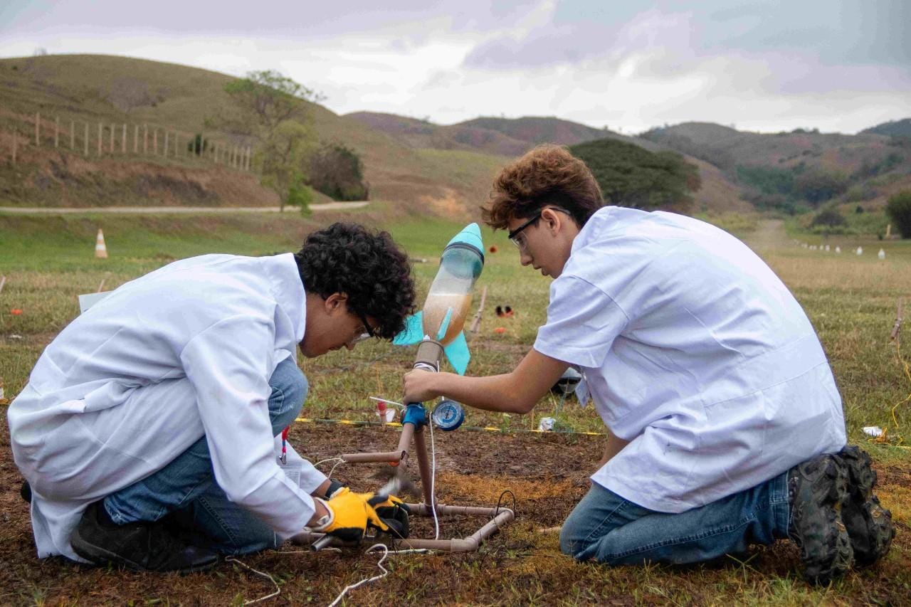 OBA e OBAFOG 2025 premiam estudantes e destaca participação das escolas públicas