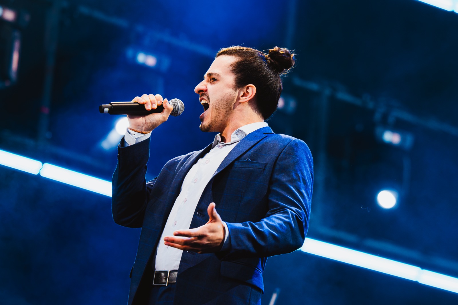 Quarteto e Coral Alma apresentam pocket show com André Luiz no RibeirãoShopping