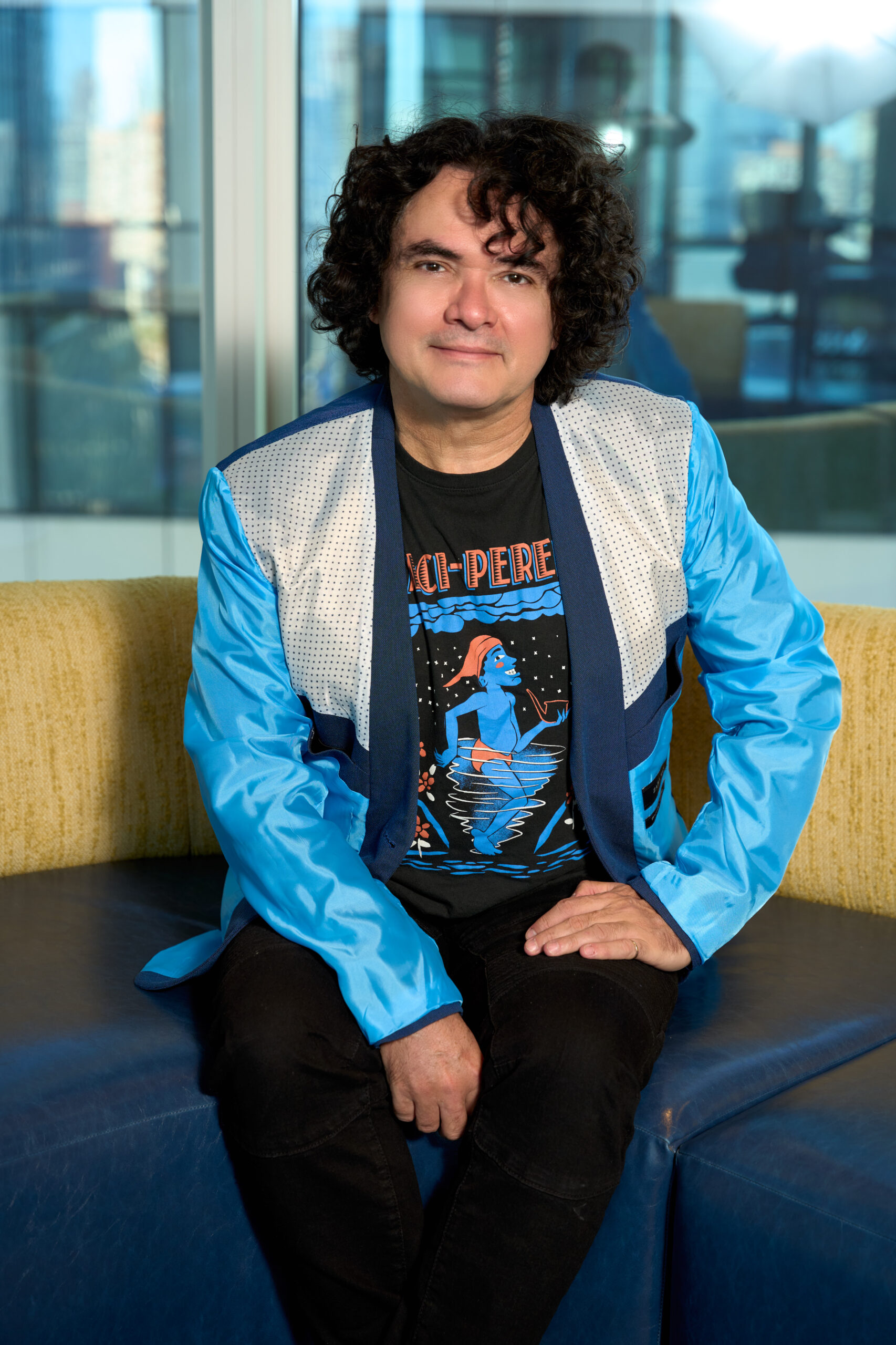 Moda brasileira brilha em Nova York com homenagem ao estilista Júlio César