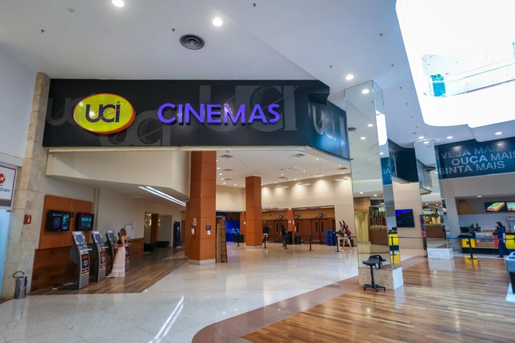 Aventura, nostalgia e filmes infantis: dezembro traz estreias para todos os públicos no cinema do RibeirãoShopping
