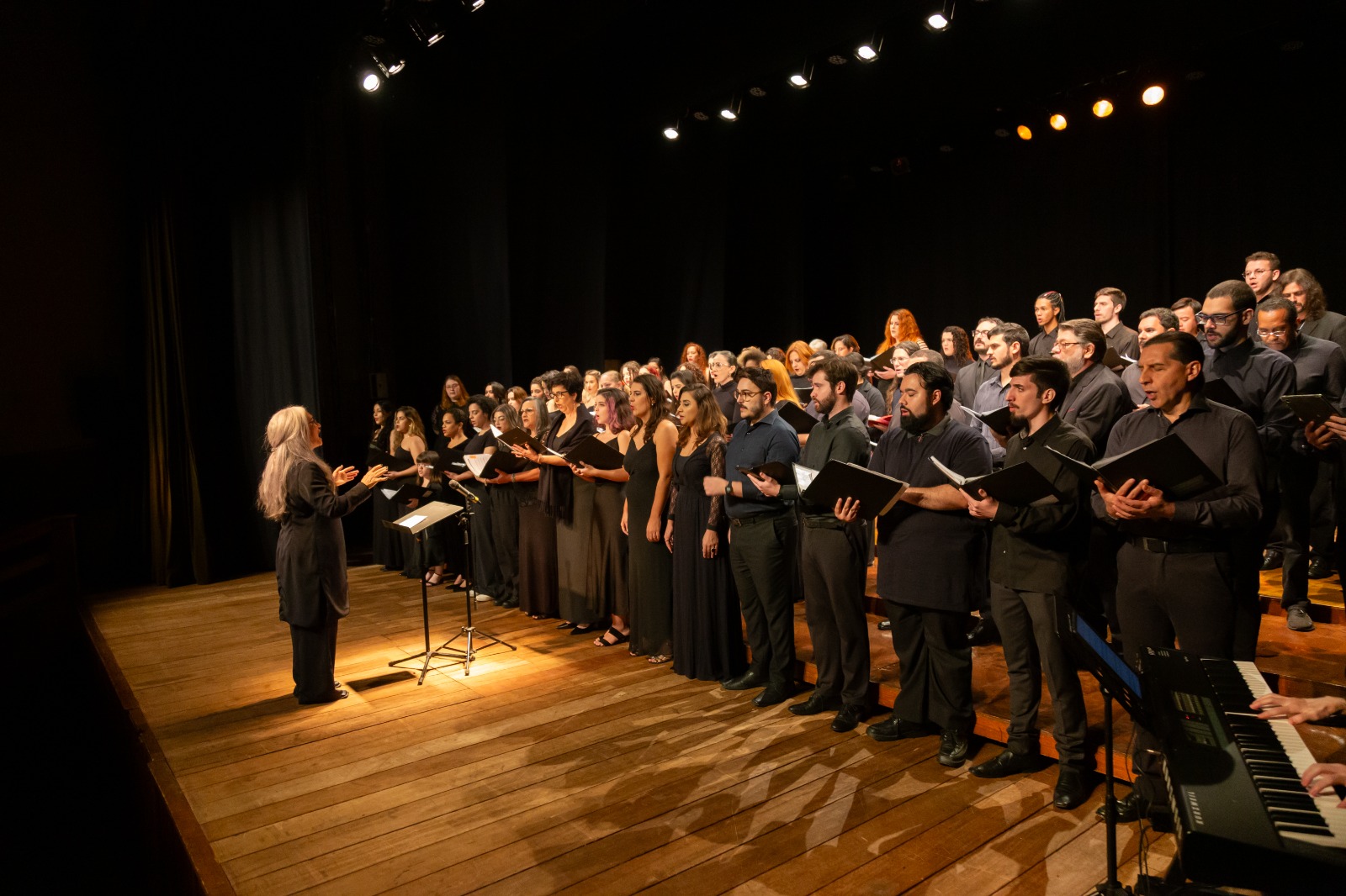 Cia Minaz se apresenta na Catedral de Ribeirão Preto no próximo sábado (13)