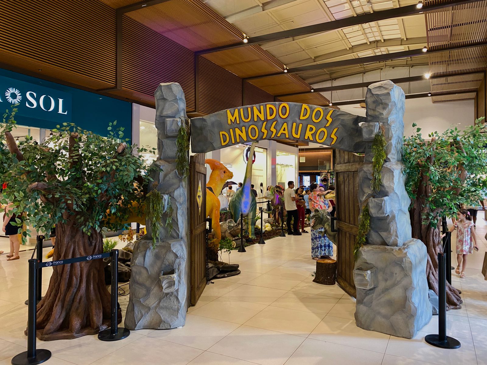 Franca Shopping apresenta “Mundo dos Dinossauros” nas férias de janeiro
