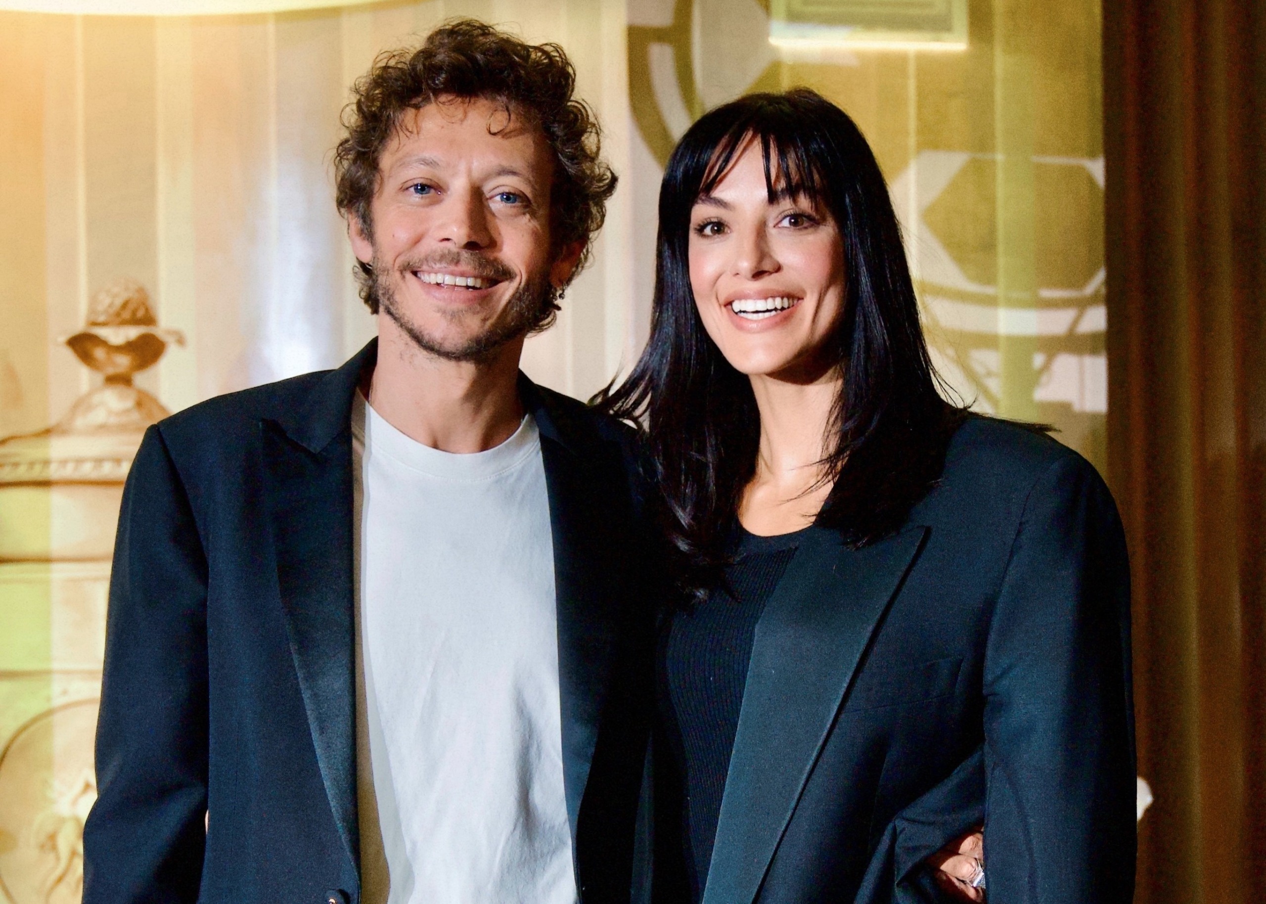 Atriz Desirée Pöpper apresenta lançamento da temporada 2026 da MotoGP na Itália