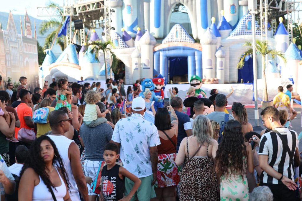 Magic World Experience estreia em Campo Grande (RJ) com magia inspirada nos principais parques do mundo