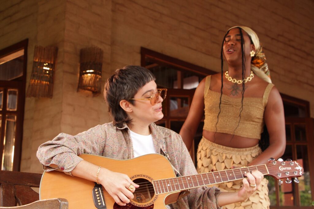 Gali Galó, Vita, Katarin e João Priolli se reúnem em noite de compositores