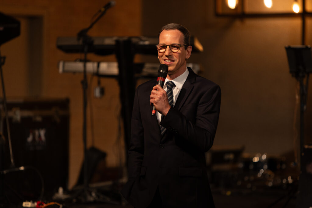 ASSERTTEM projeta pequena redução nas contratações temporárias no 1º trimestre de 2026