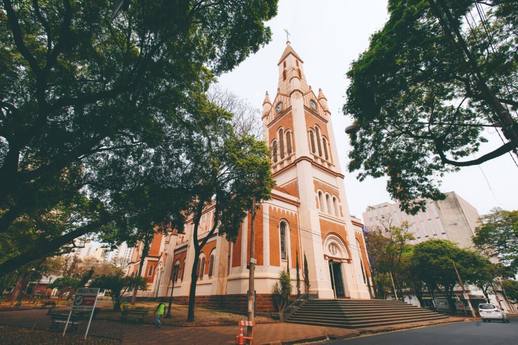 Campanha Salve a Catedral promove brunch para arrecadar recursos para a troca do telhado da igreja