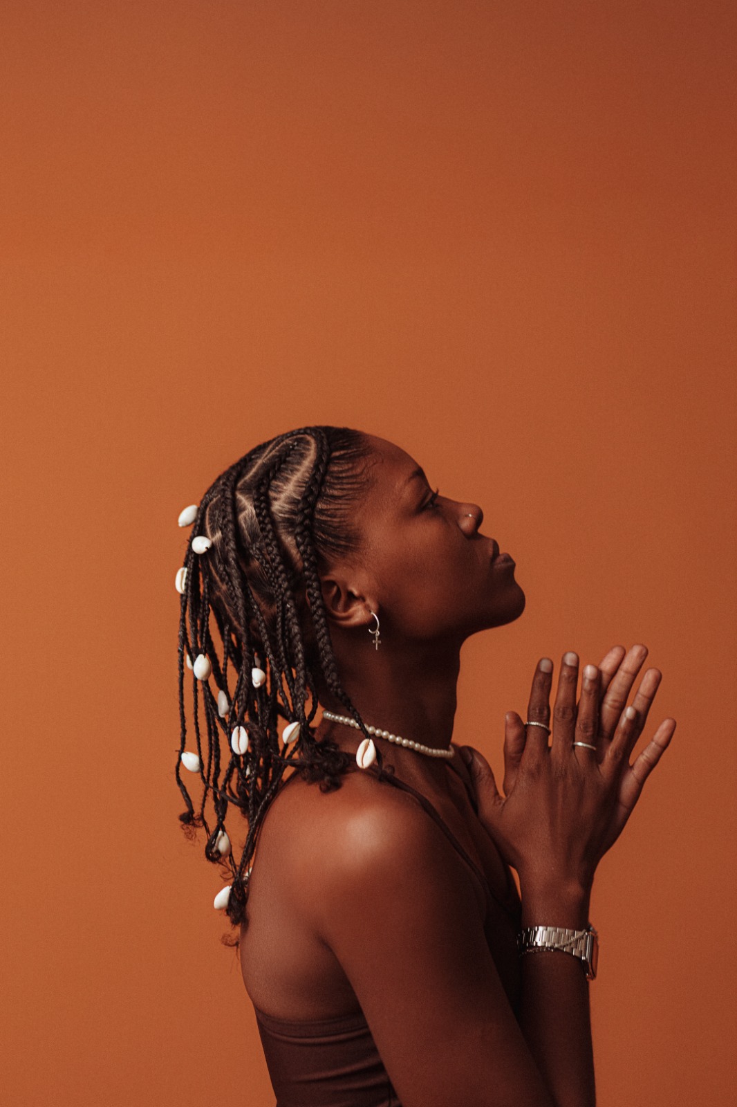 Circulação do Álbum “Retinta” de Kamila Andrade, ocupa espaços em Ribeirão Preto