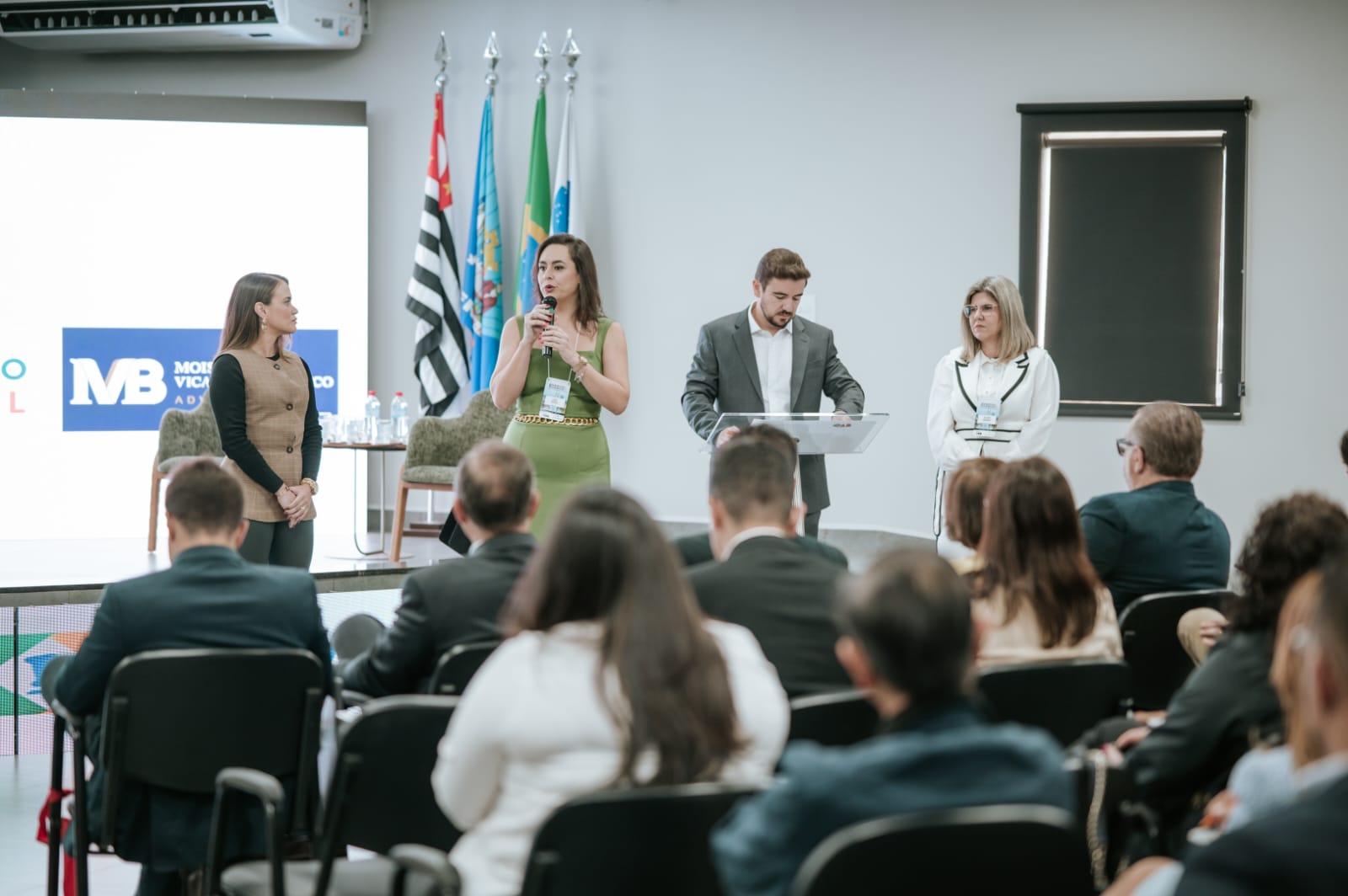 2ª edição do Leilão em Debate reúne especialistas para discutir tributação e segurança jurídica no mercado de leilões